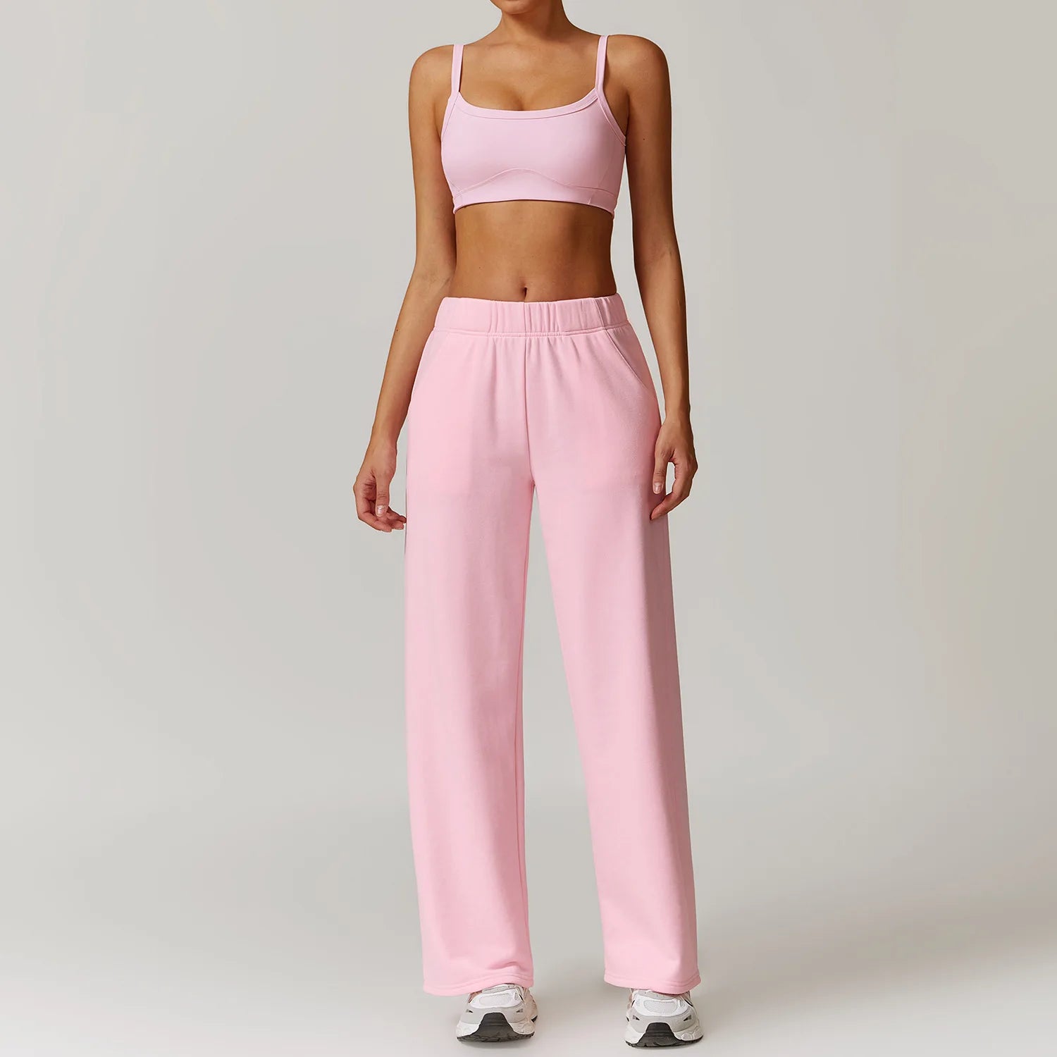 2-teiligen Gym Set Sweatpants mit Sport-BH