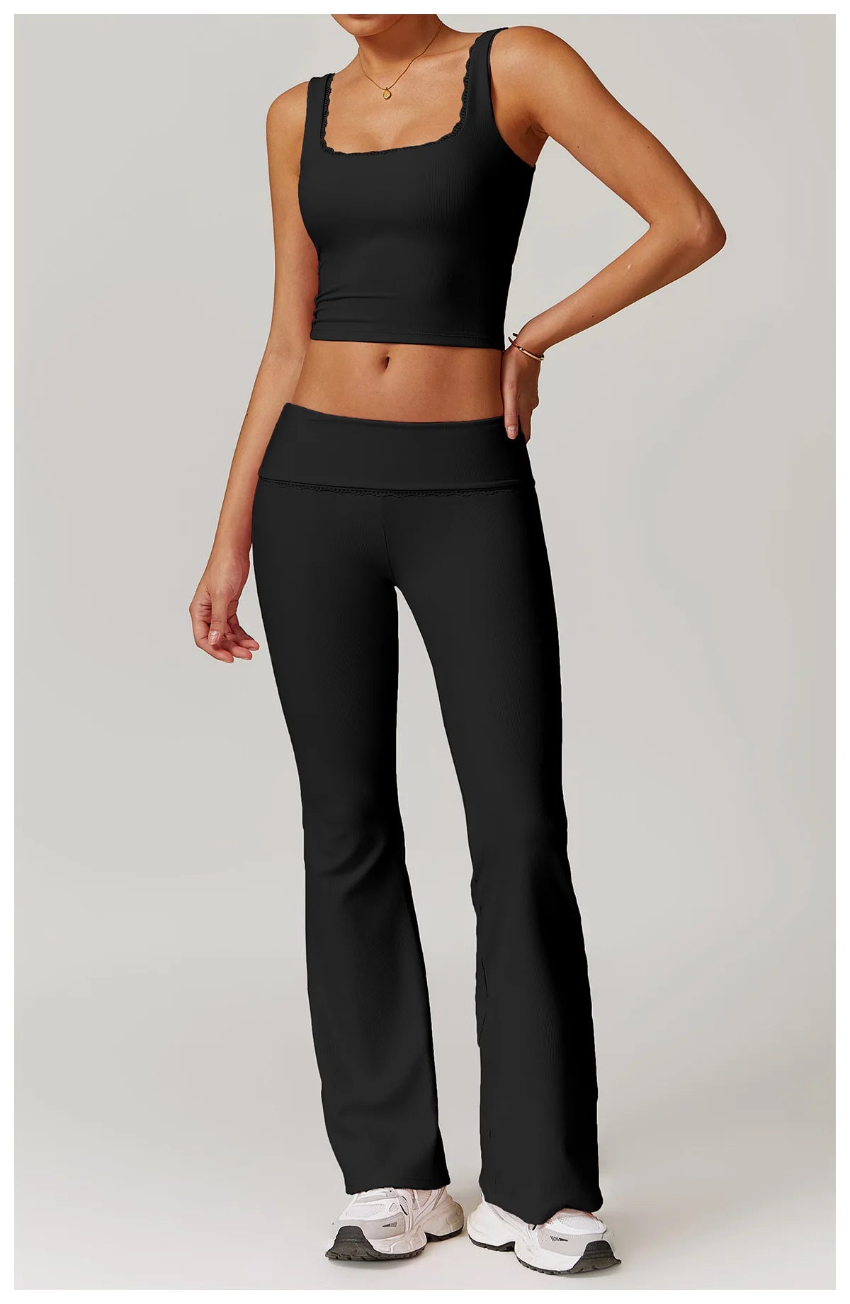2-Teiligen Ribbed Gym Set mit Crop-top