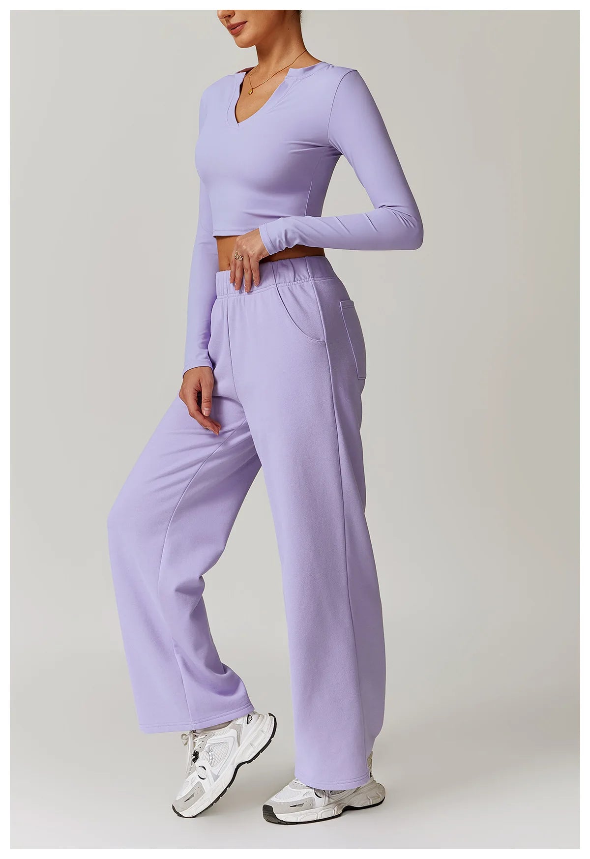 2-teiligen Gym Set Sweatpants mit Long-Sleeve Crop-Top