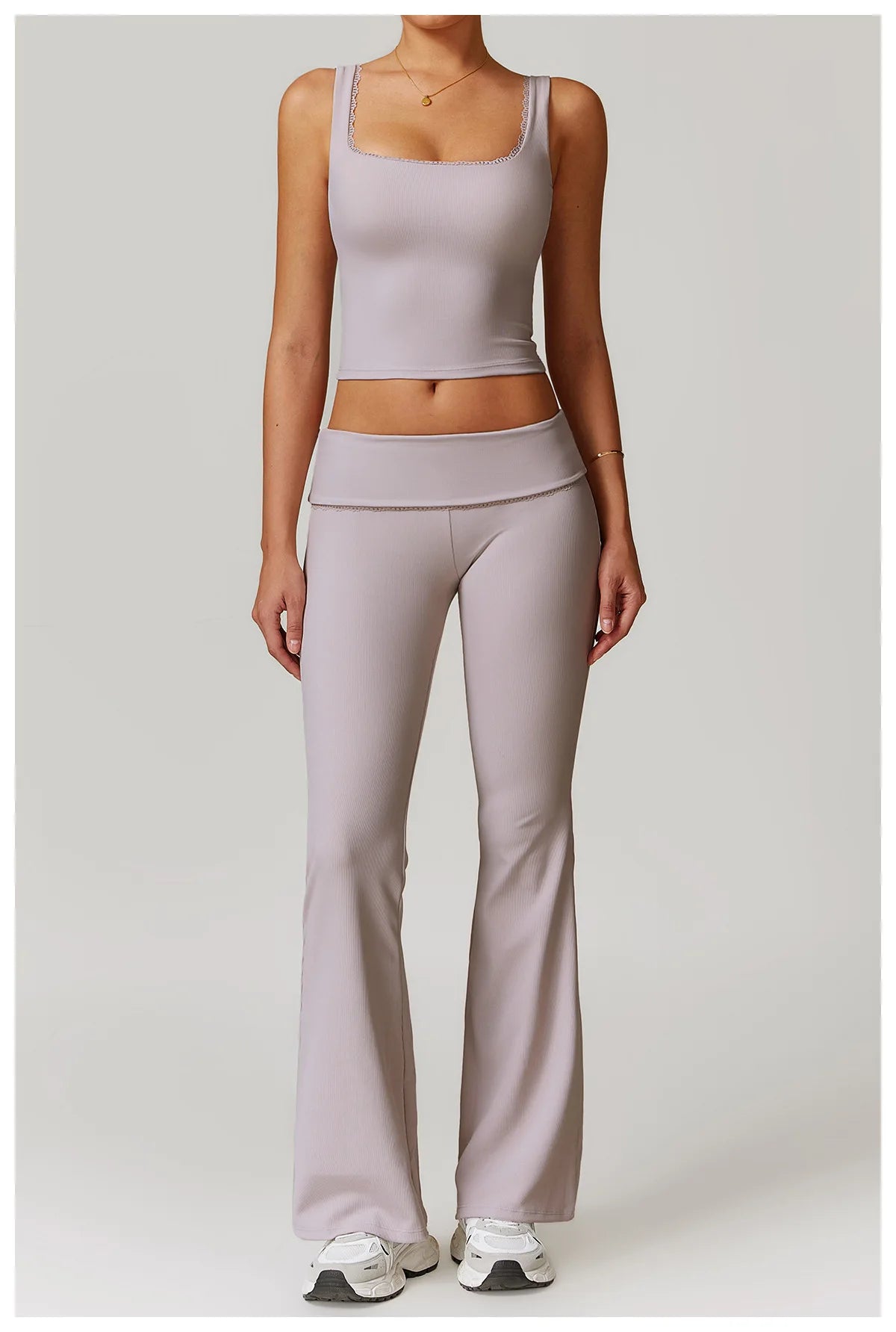 2-Teiligen Ribbed Gym Set mit Crop-top