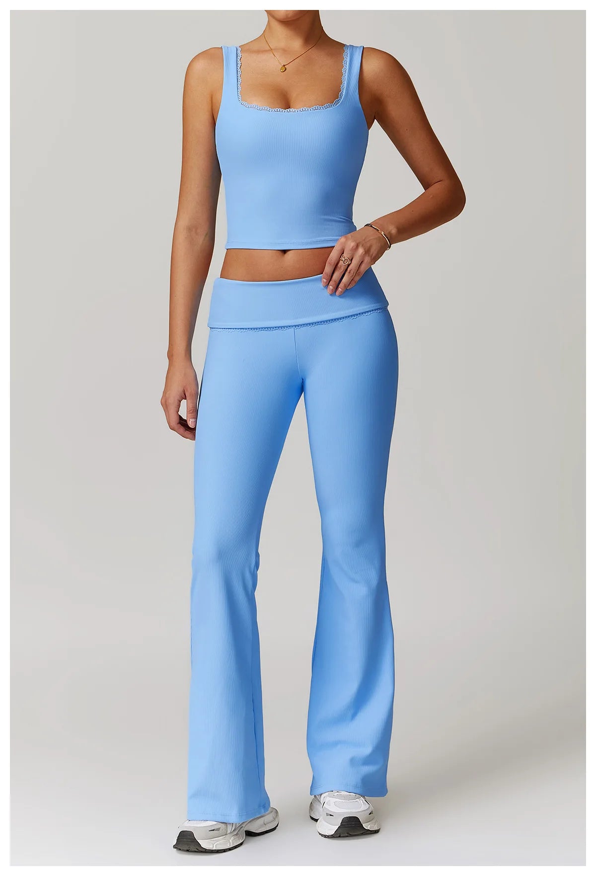 2-Teiligen Ribbed Gym Set mit Crop-top