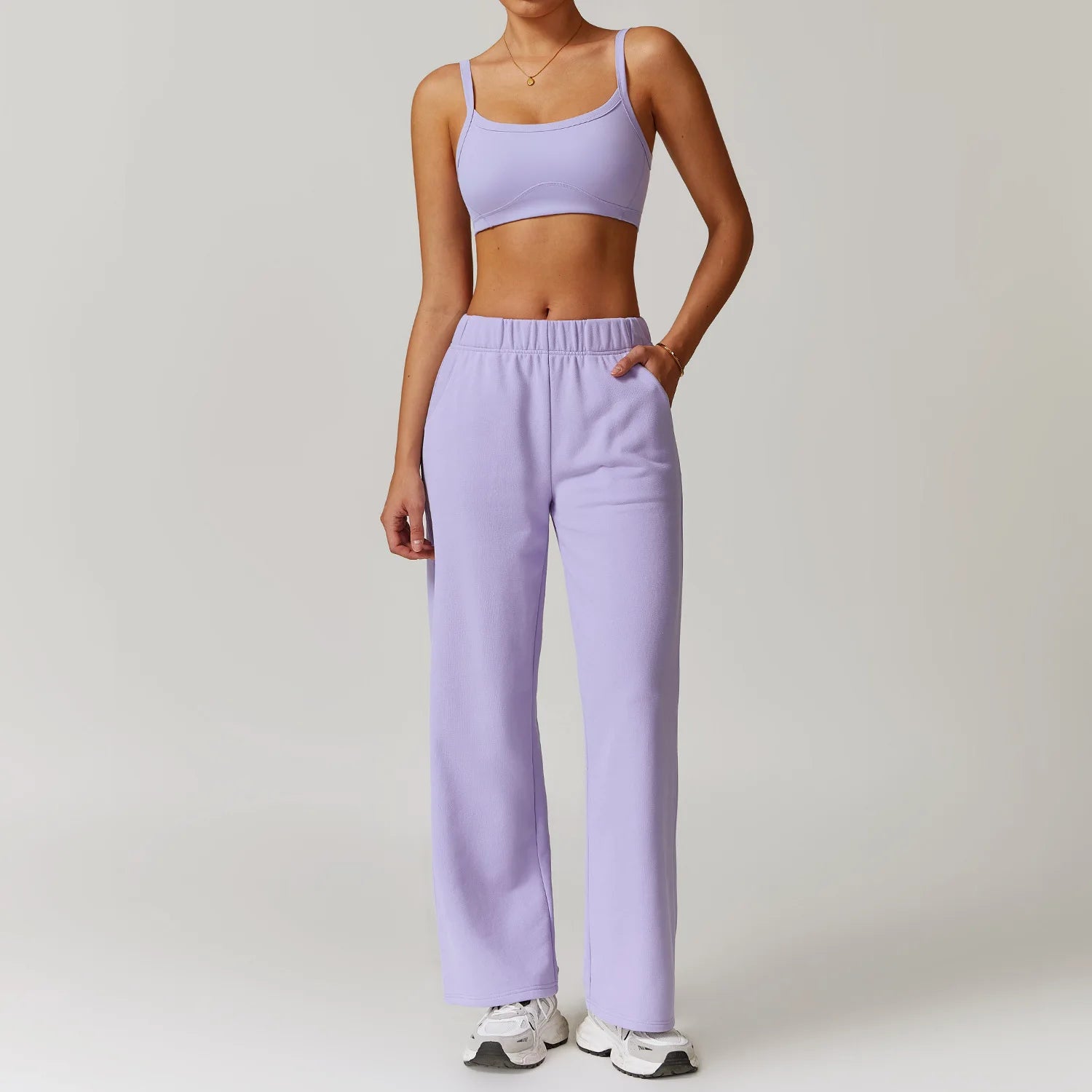2-teiligen Gym Set Sweatpants mit Sport-BH