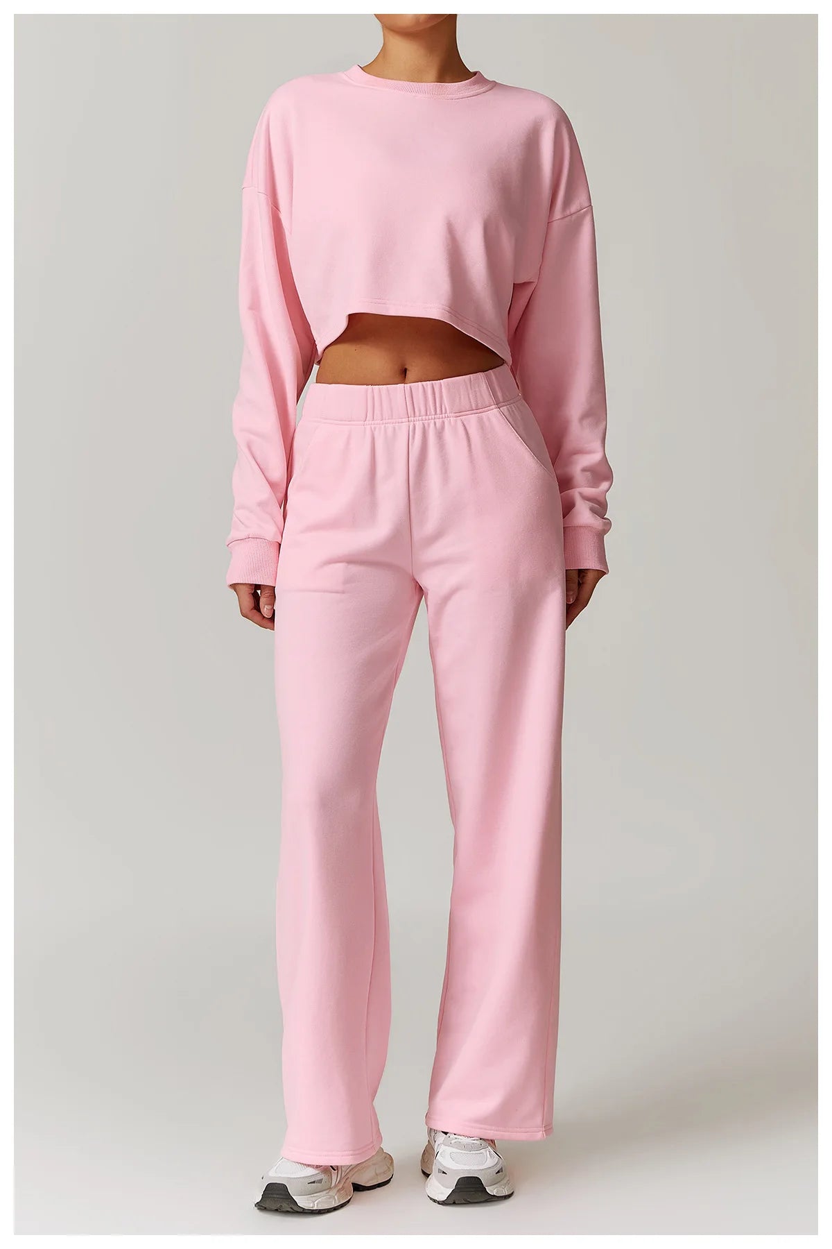 2-teiligen Gym Set Sweatpants mit Sweatshirt