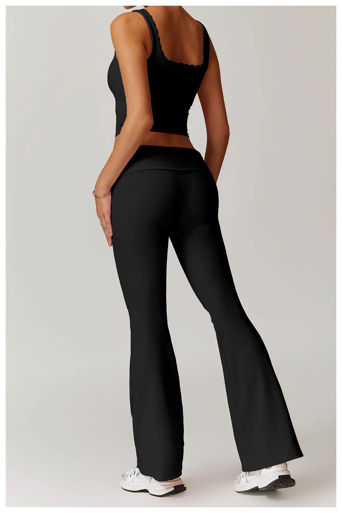 2-Teiligen Ribbed Gym Set mit Crop-top