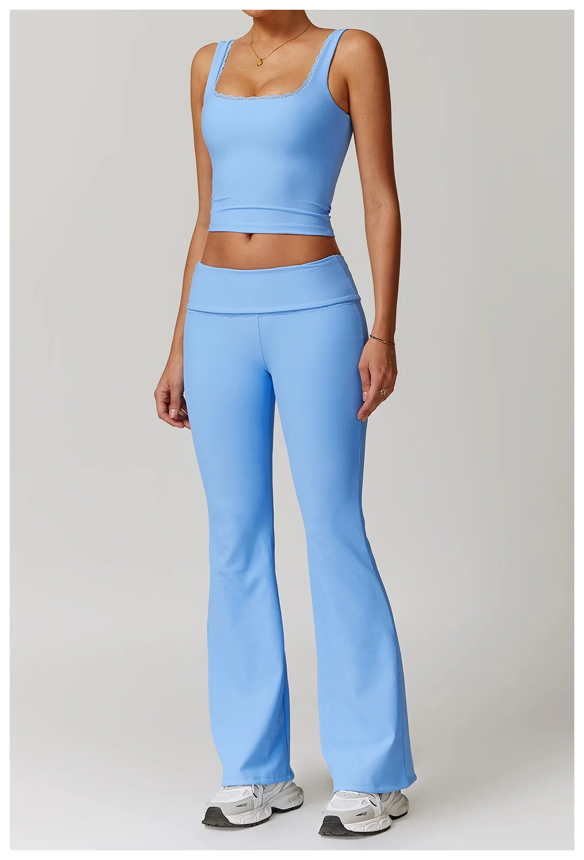 2-Teiligen Ribbed Gym Set mit Crop-top