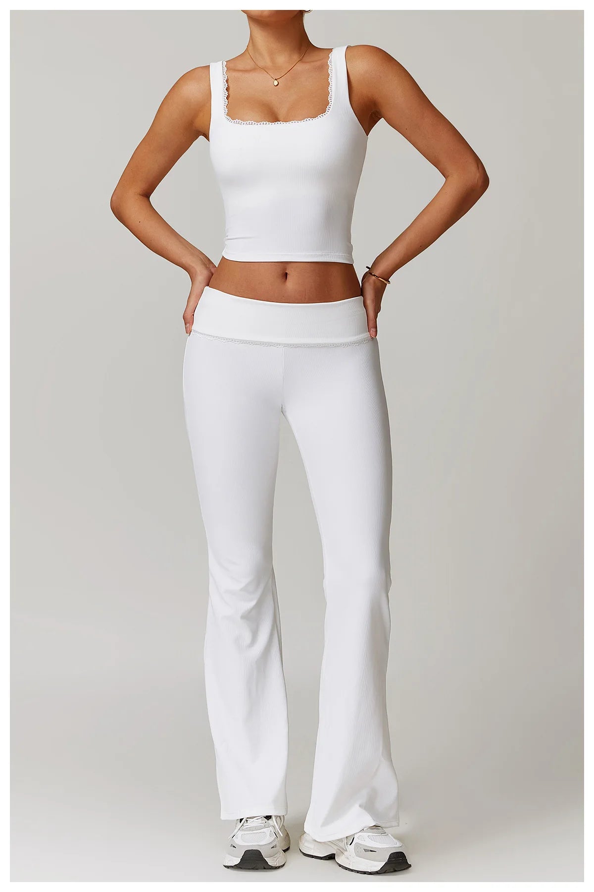 2-Teiligen Ribbed Gym Set mit Crop-top