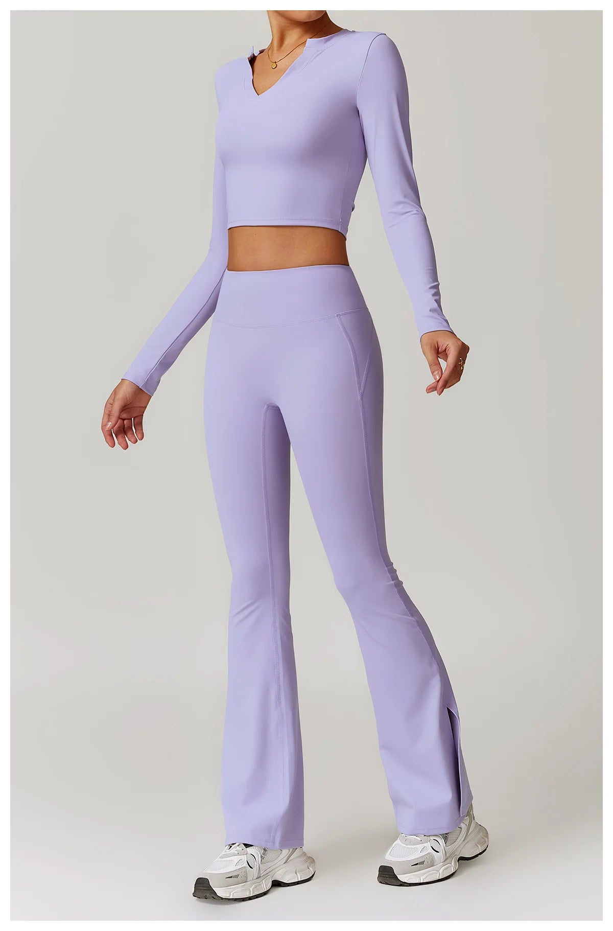 2-teiligen Holiday Vibe Gym Set Flared Leggings mit Long-Sleeve Crop Top