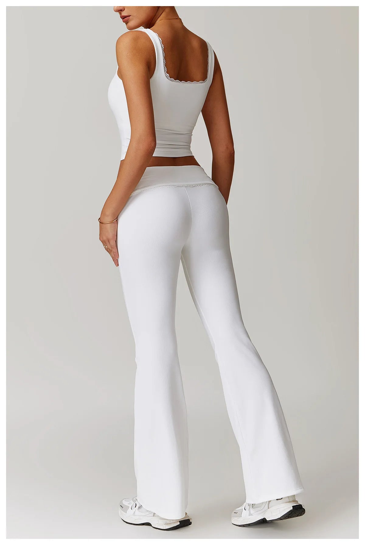 2-Teiligen Ribbed Gym Set mit Crop-top