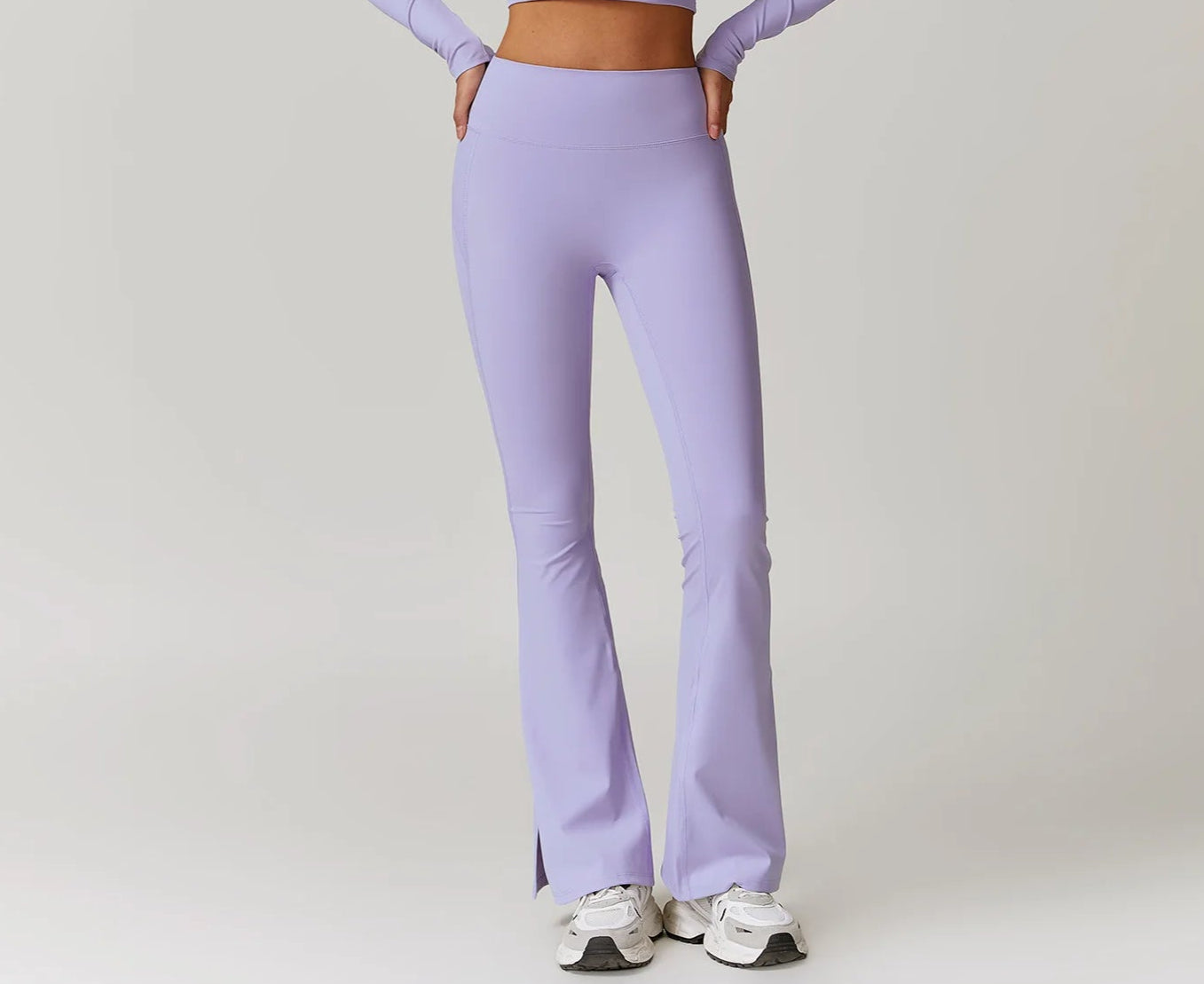 2-teiligen Holiday Vibe Gym Set Flared Leggings mit Long-Sleeve Crop Top