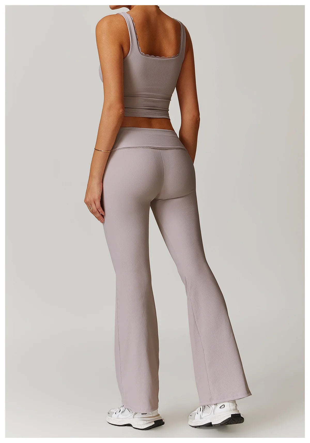 2-Teiligen Ribbed Gym Set mit Crop-top