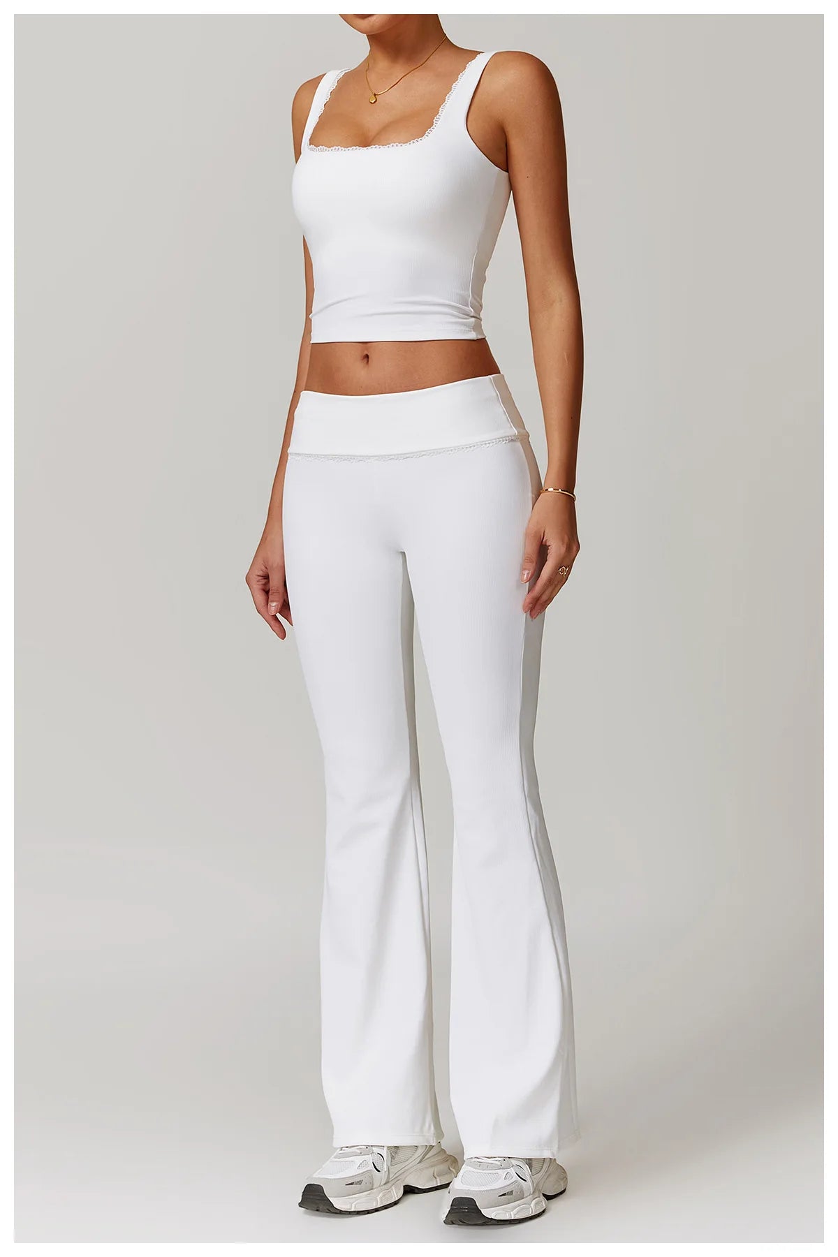 2-Teiligen Ribbed Gym Set mit Crop-top