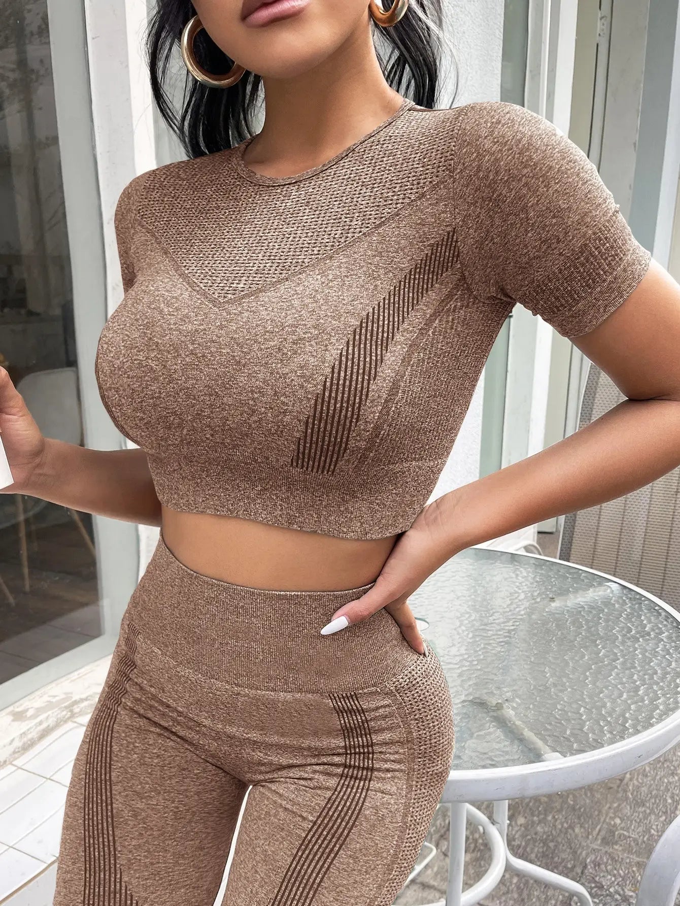 2-teiliges Kurzärmliges Top und Leggings Sportset