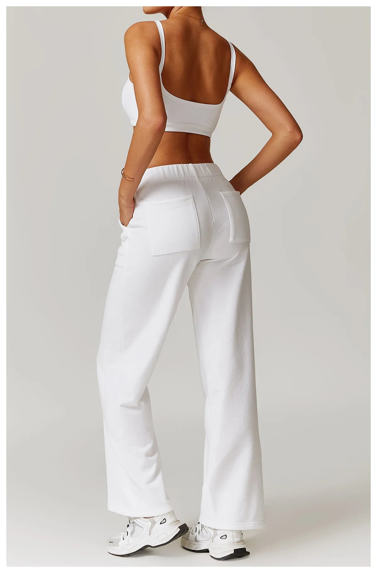 2-teiligen Gym Set Sweatpants mit Sport-BH