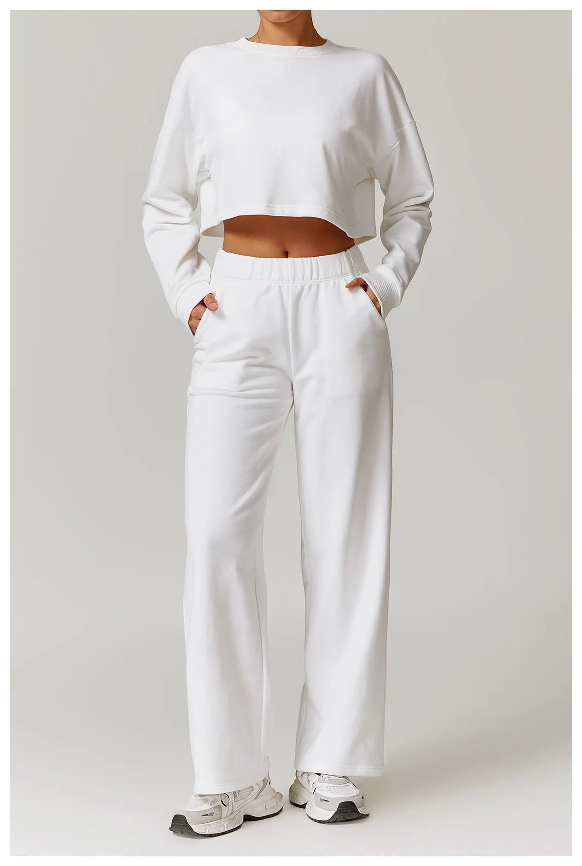 2-teiligen Gym Set Sweatpants mit Sweatshirt