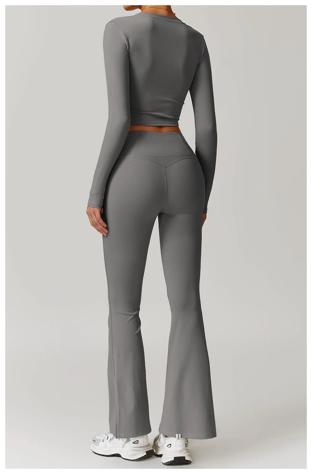 2-teiligen Holiday Vibe Gym Set Flared Leggings mit Long-Sleeve Crop Top