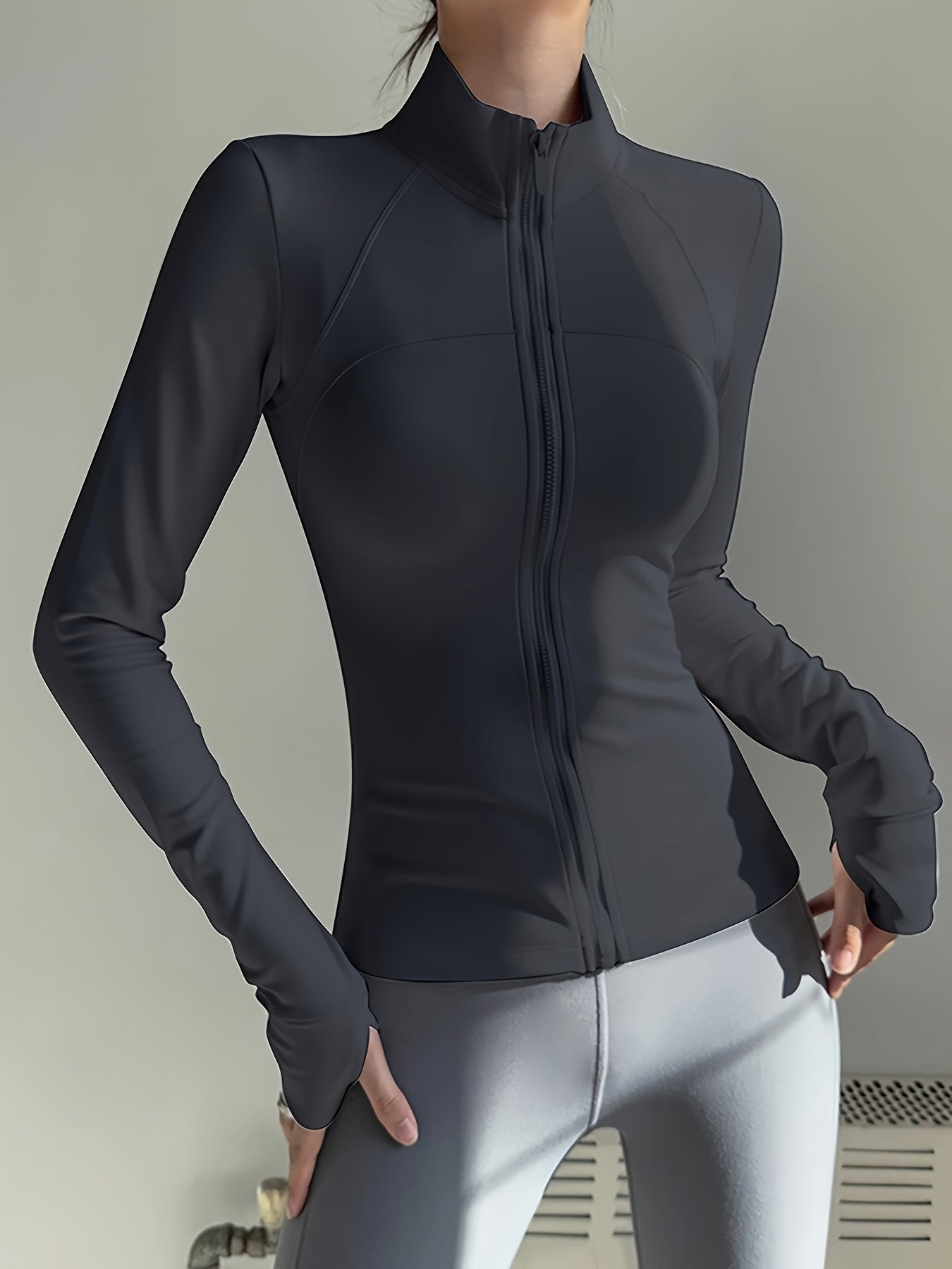 Fleecegefütterte Sportjacke mit Stehkragen