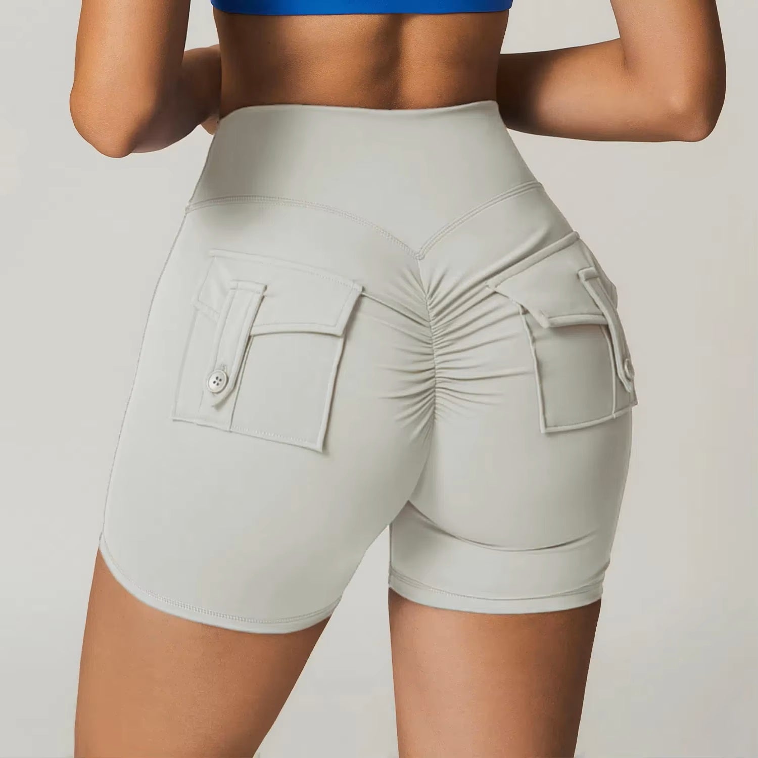 Taschen Scrunch-Po-Shorts