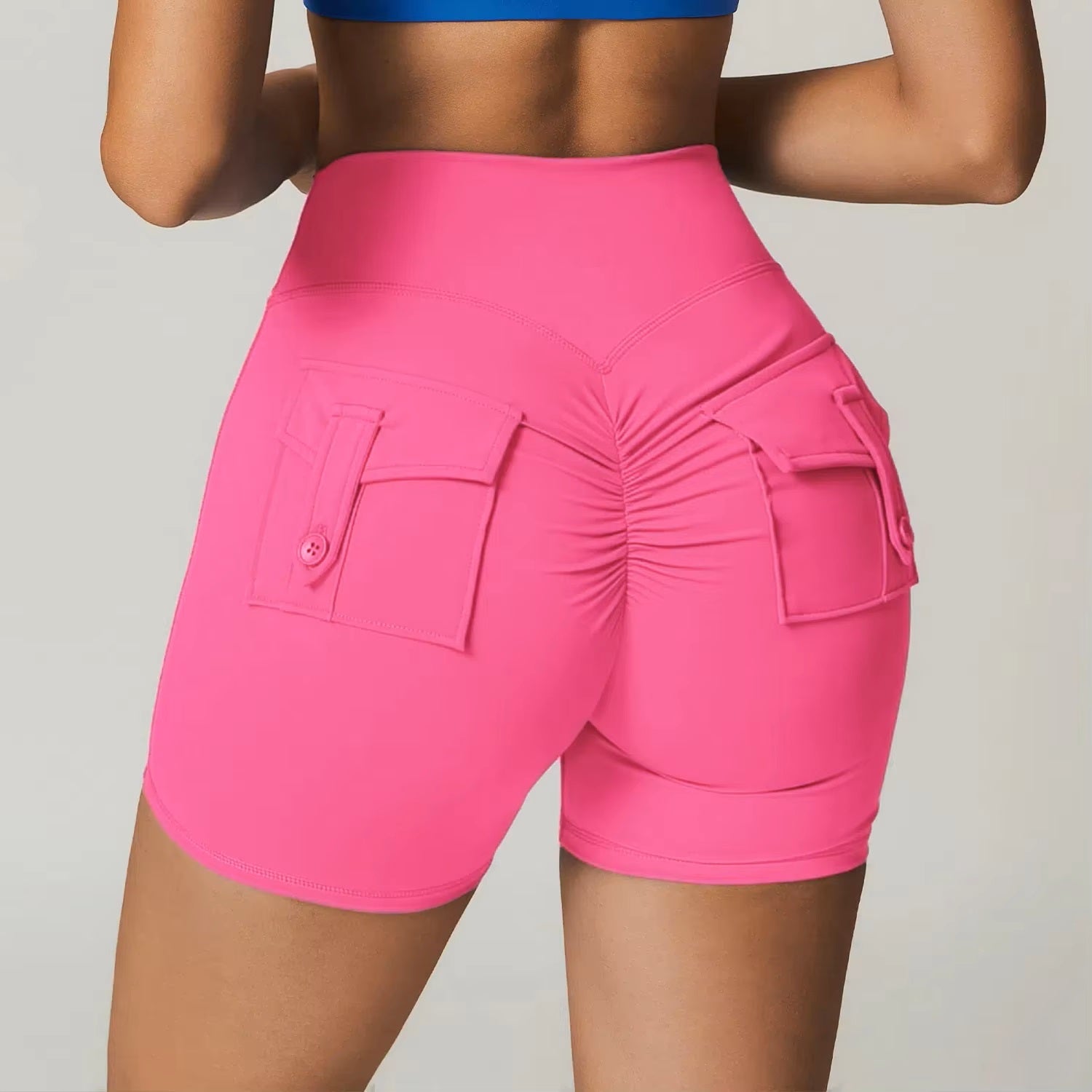 Taschen Scrunch-Po-Shorts