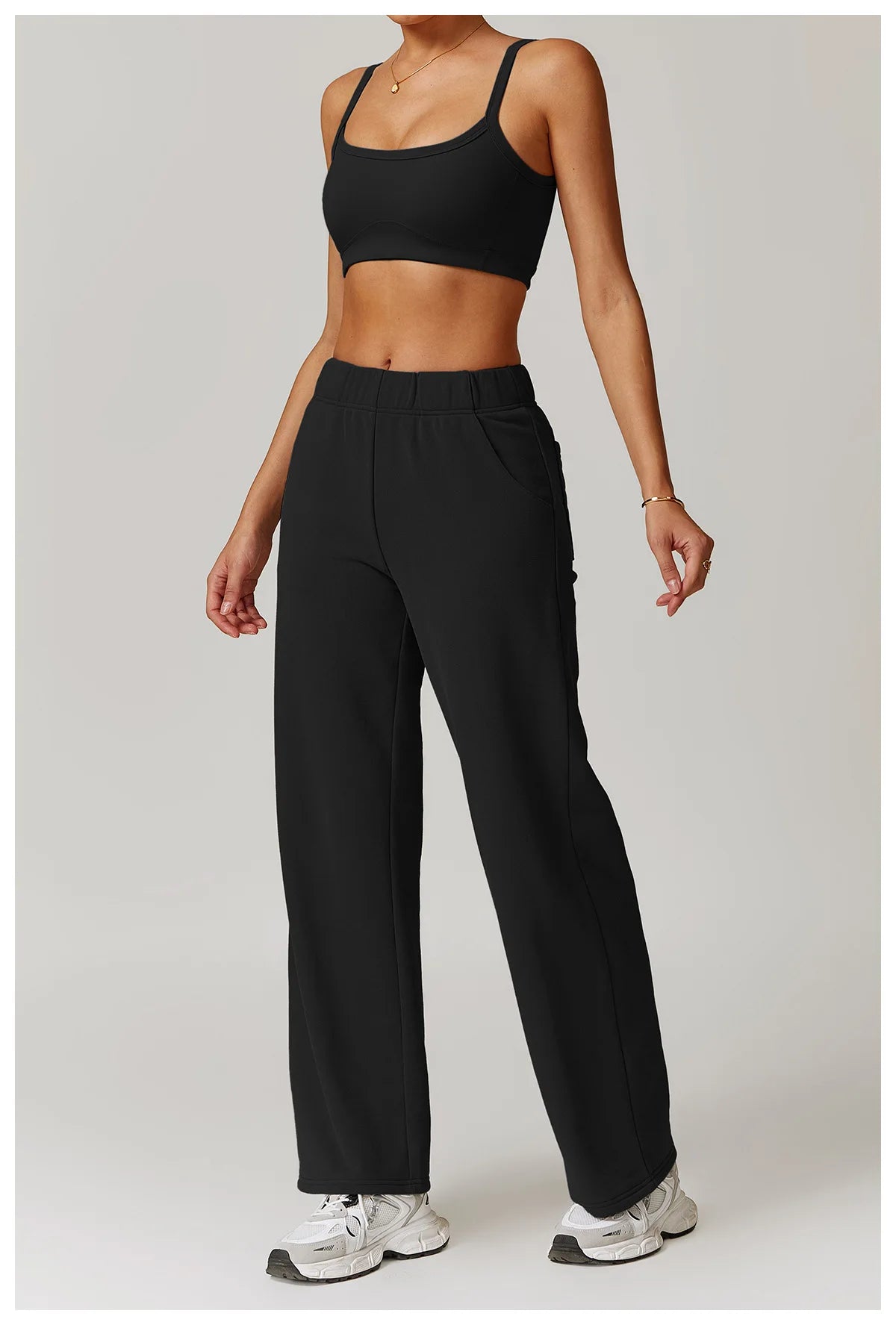 2-teiligen Gym Set Sweatpants mit Sport-BH