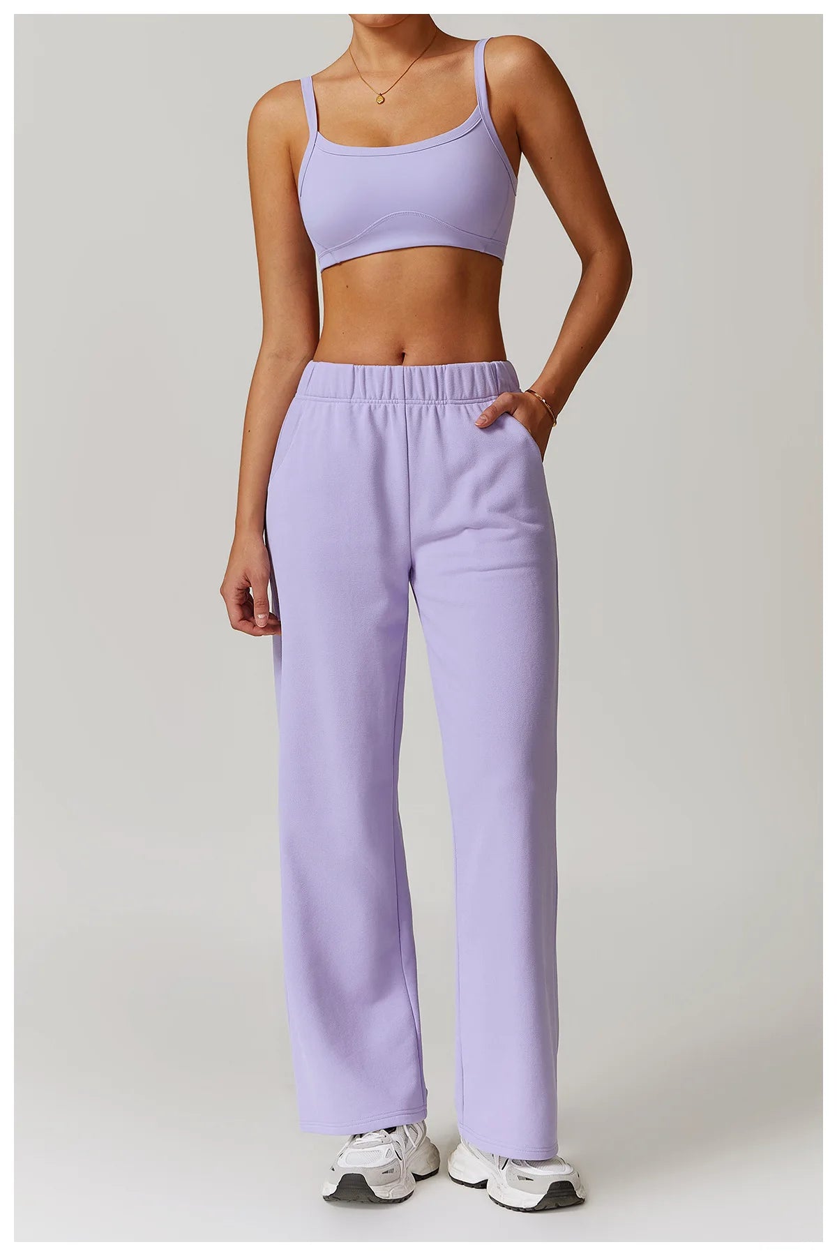 2-teiligen Gym Set Sweatpants mit Sport-BH