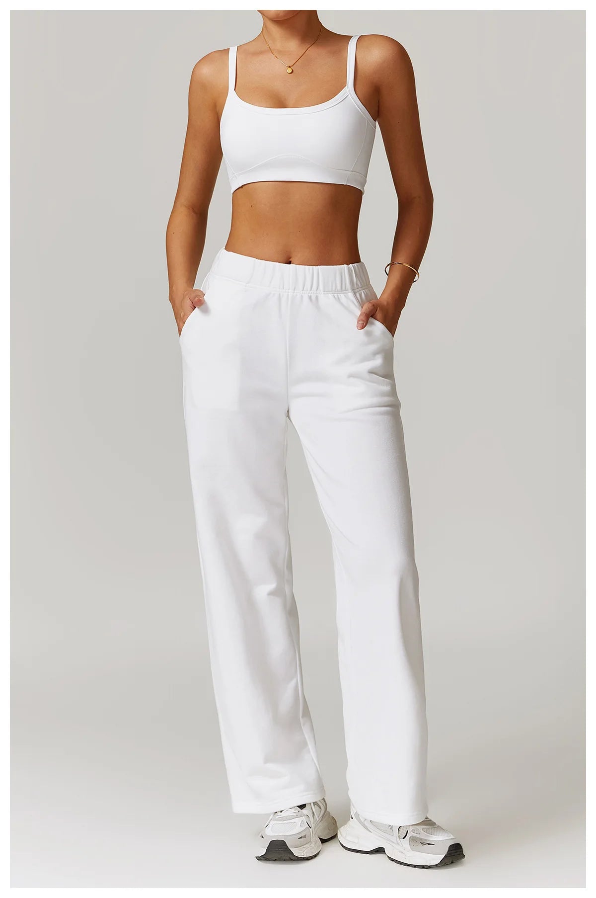 2-teiligen Gym Set Sweatpants mit Sport-BH
