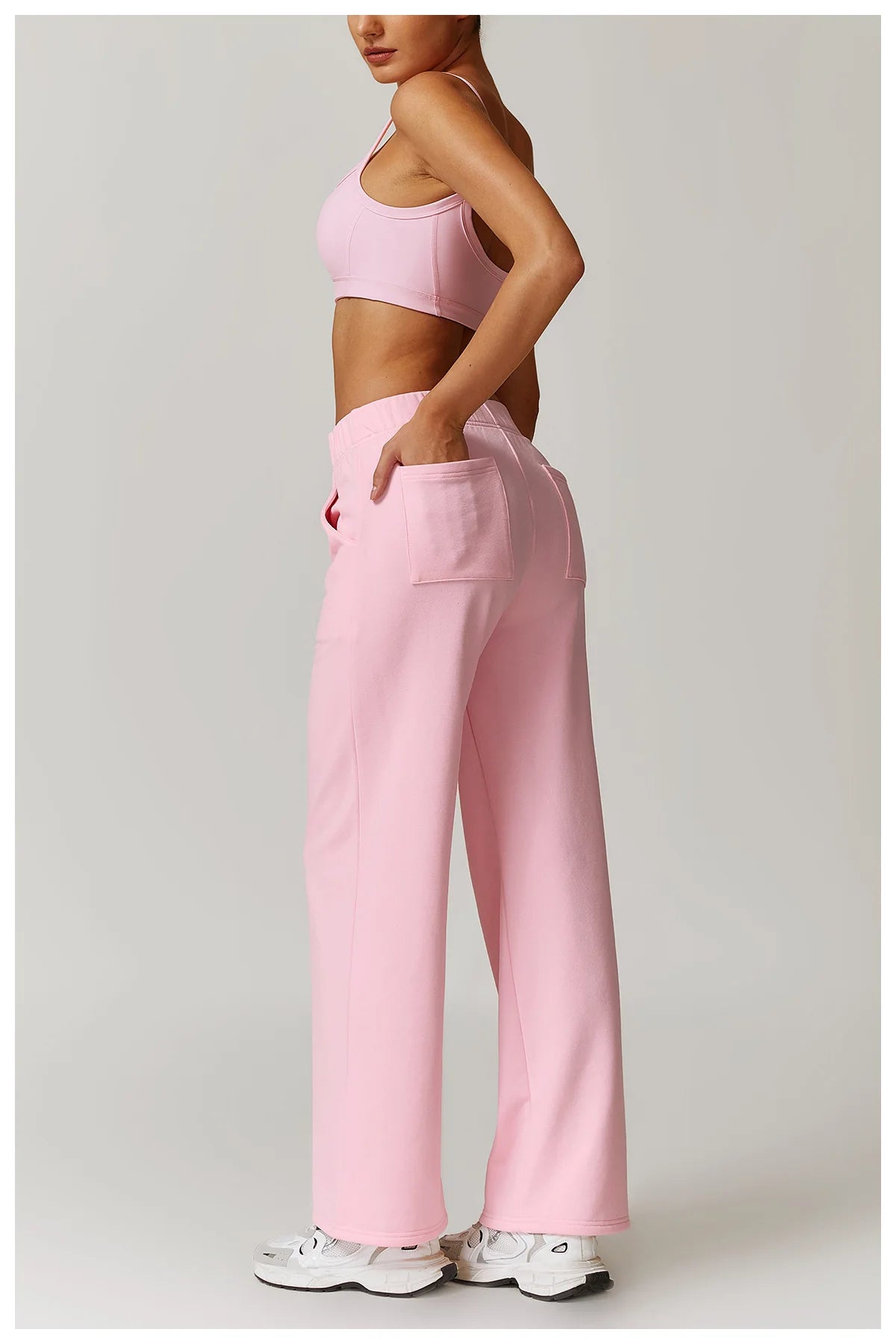 2-teiligen Gym Set Sweatpants mit Sport-BH