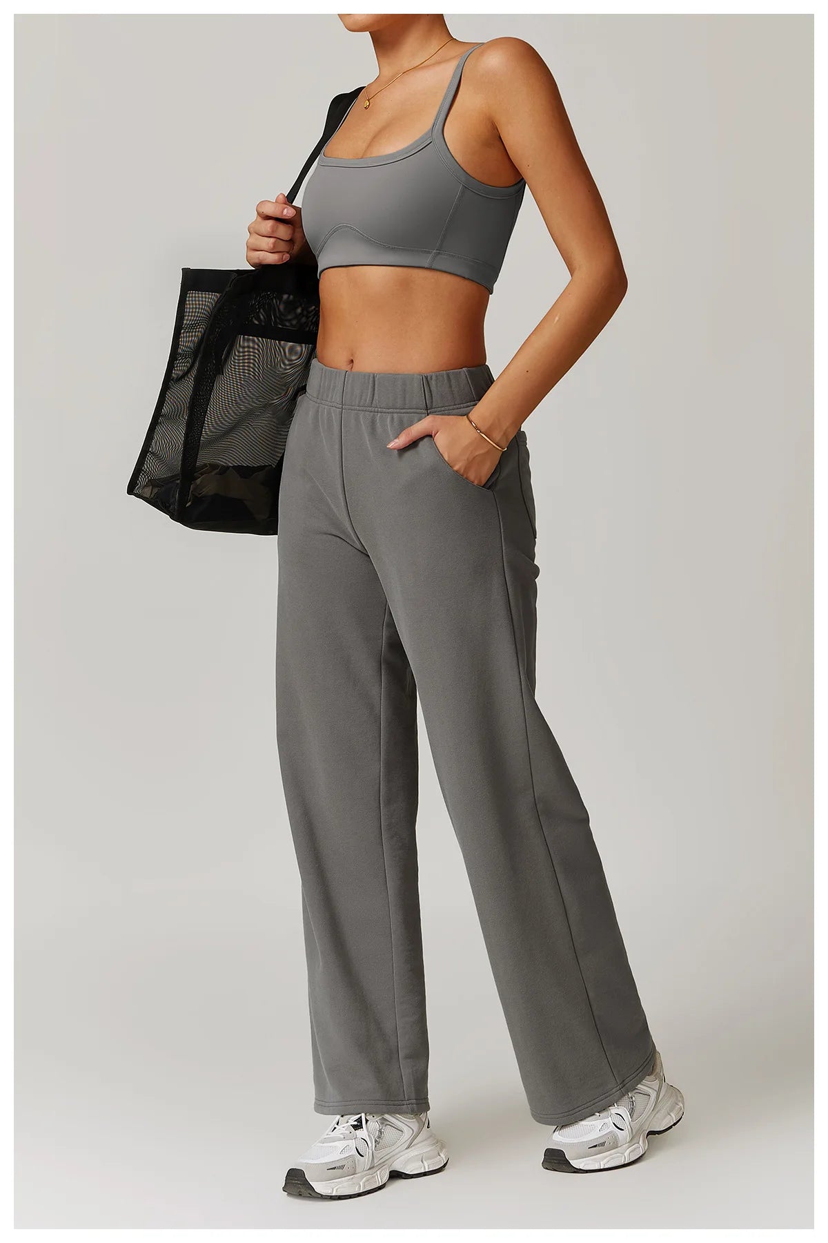 2-teiligen Gym Set Sweatpants mit Sport-BH