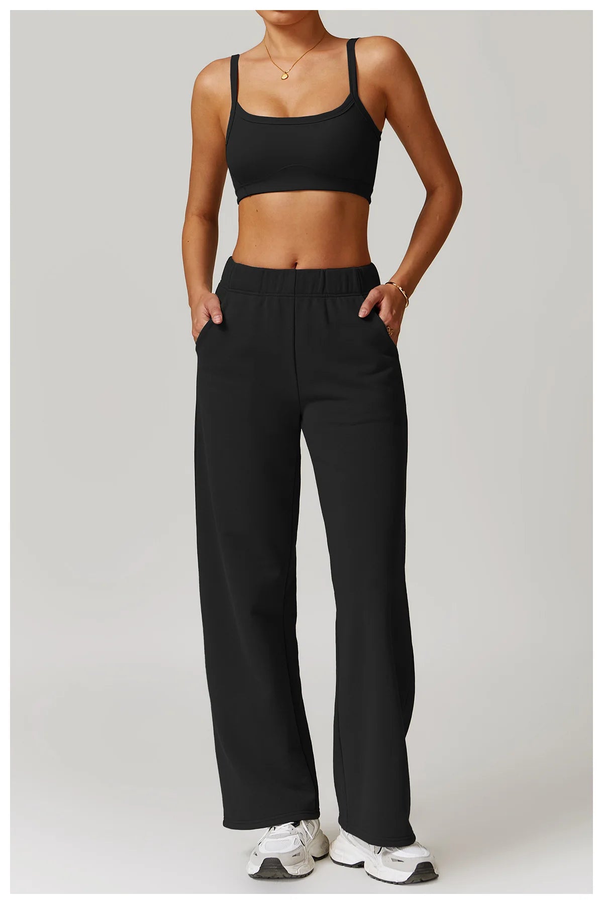 2-teiligen Gym Set Sweatpants mit Sport-BH
