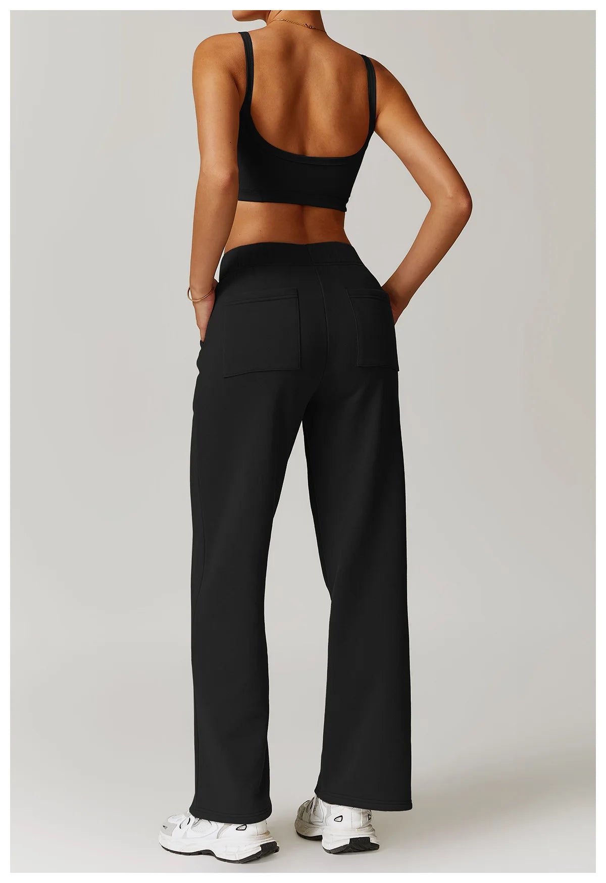 2-teiligen Gym Set Sweatpants mit Sport-BH